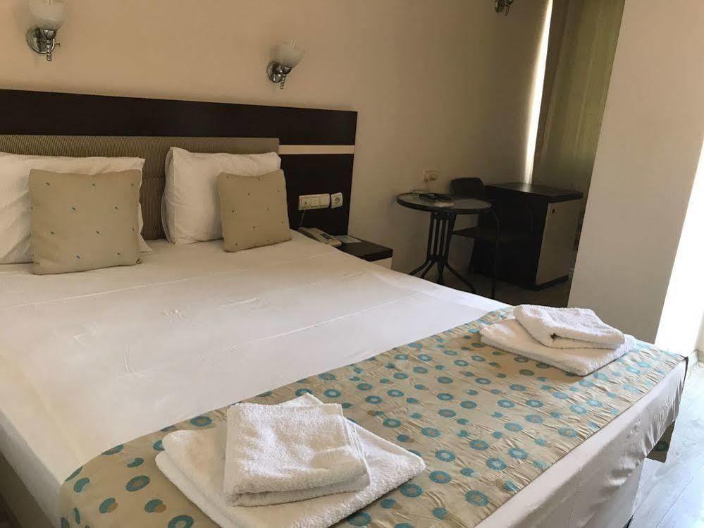 Luna Lara Otel Antalya